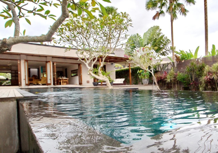 Villa Kotak