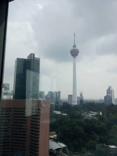 3 Bedrooms Comfort Apartment with city view