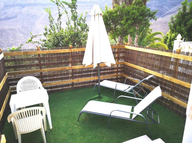 1 Bedroom Apartment with balcony and with view