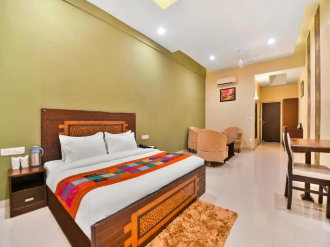 Deluxe Double room with view