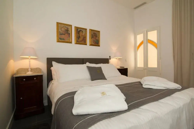 U Collection Townhouse