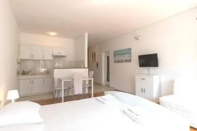 Apartments Raguž