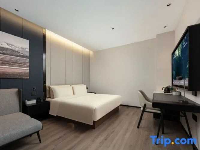 Standard Double room with river view