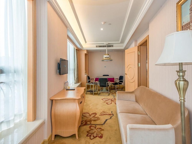 Double Suite