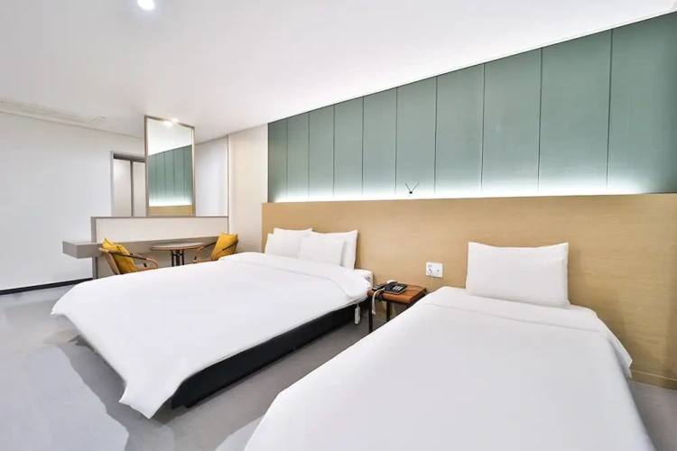Business Twin room