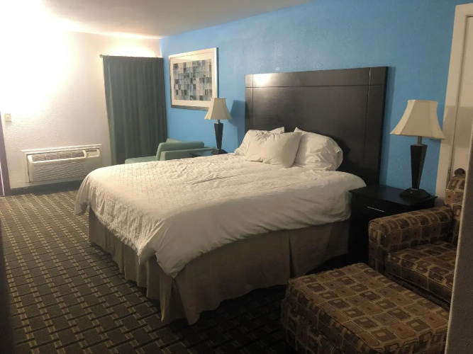 Executive Inn