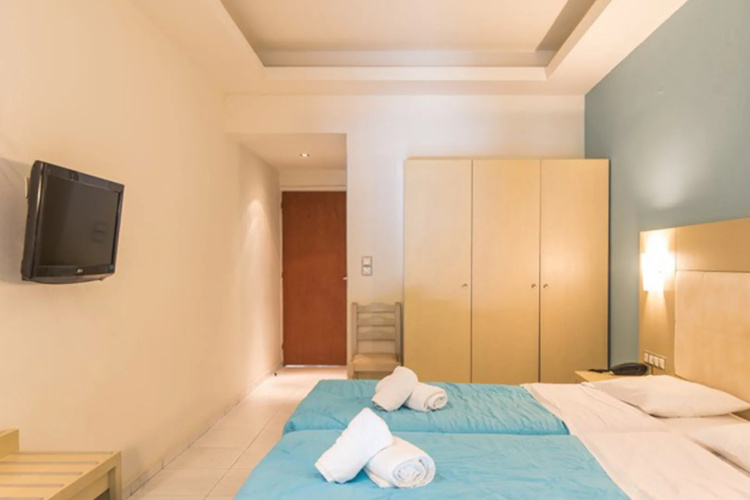 Porto Koukla Beach Hotel