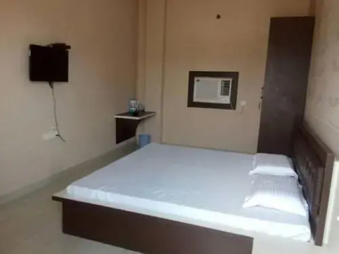 Hotel Gitanjali