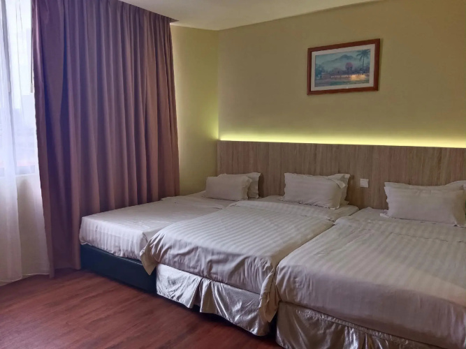 Gaya Centre Hotel