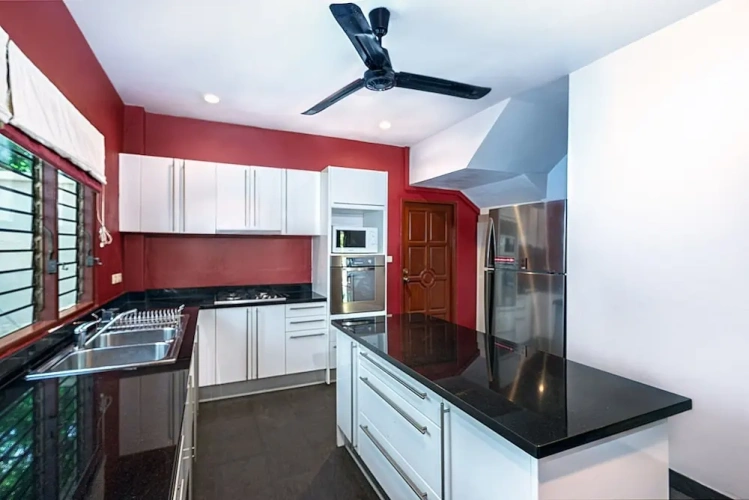 5 Bedrooms Comfort Villa