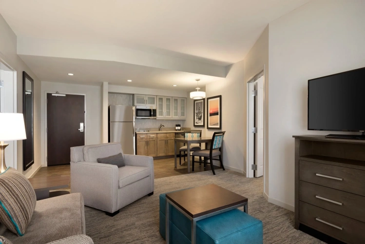 2 Bedrooms Suite
