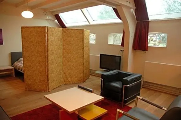 B&B Gastopstal