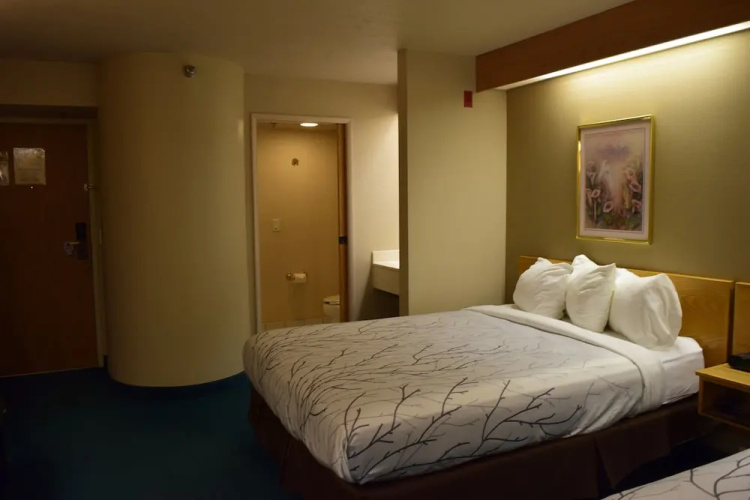 Willow Creek Inn