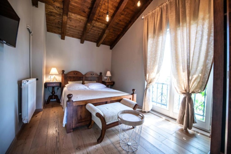 Standard Double room with garden view