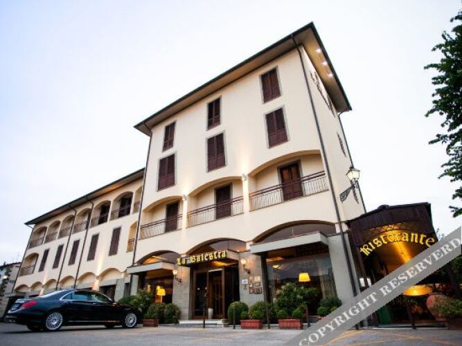 Hotel La Balestra Over view