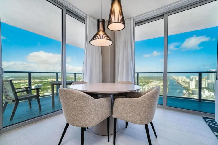 Hyde Beach House 2902