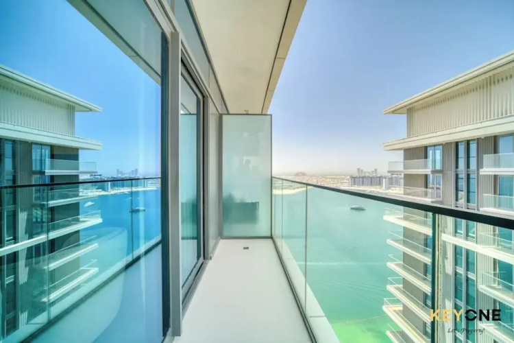 Ultimate One Bedroom with Private Beach Access