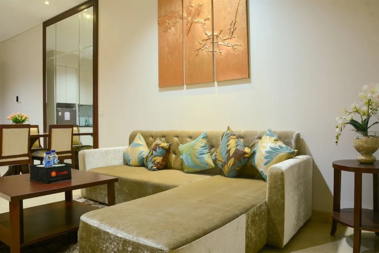 Elegant Four Winds Apartment with Infinity Pool Facility