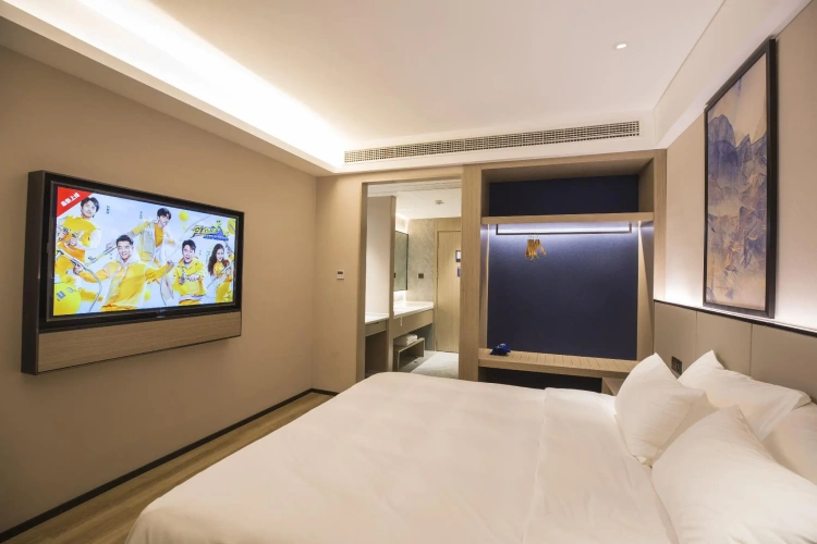 Standard room with view