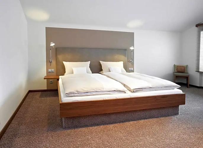 Comfort room
