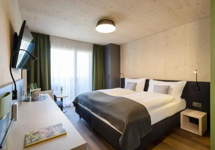 Double Suite
