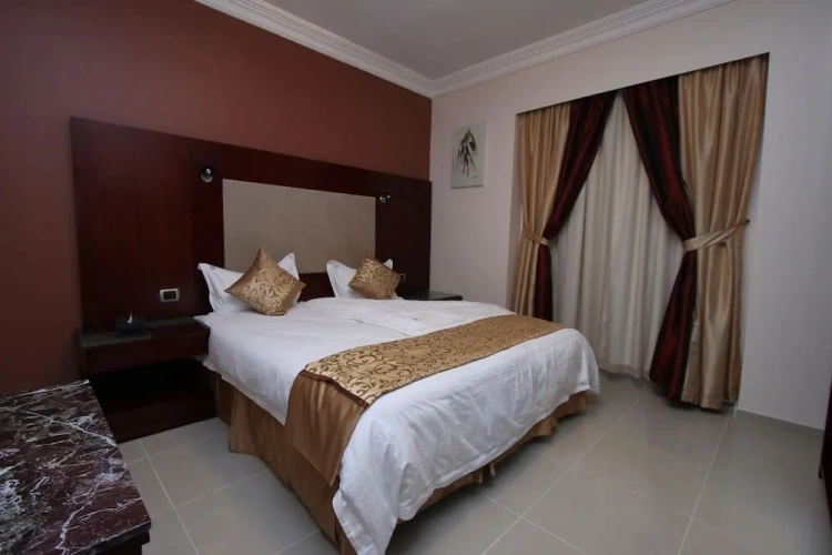 Deluxe Suite