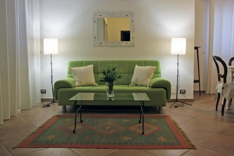 2 Bedrooms Apartment