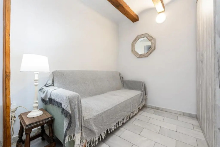 Hauzify I Apartament Domus