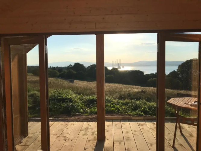 Sutor Coops The Nest with Hot Tub