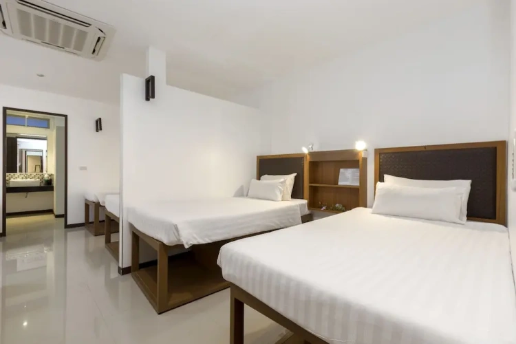 Deluxe Suite