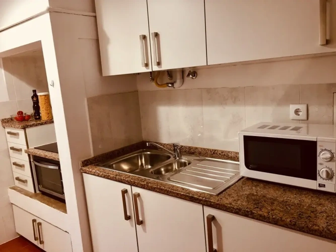 2 Bedrooms Apartment with city view