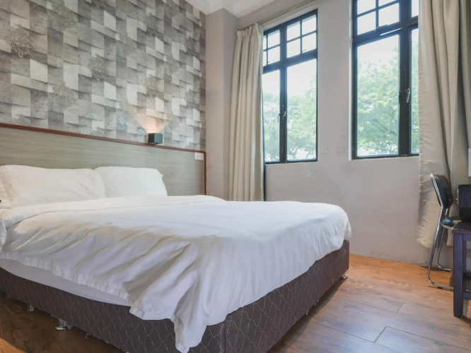 The Noble Hotel