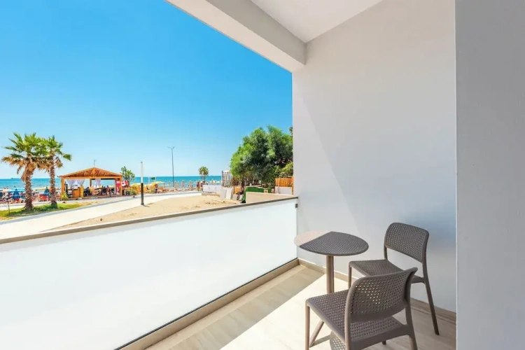 Deluxe Double room with balcony and with sea view
