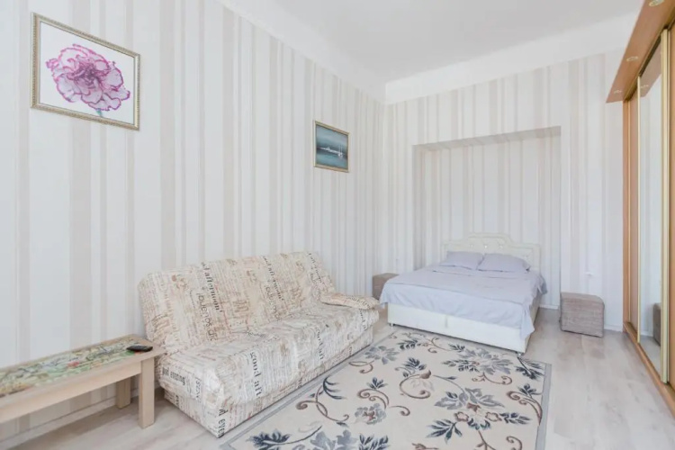 Apartament on Danylyshyna street
