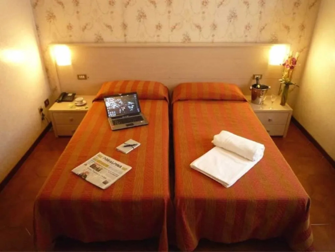 Hotel Montecarlo