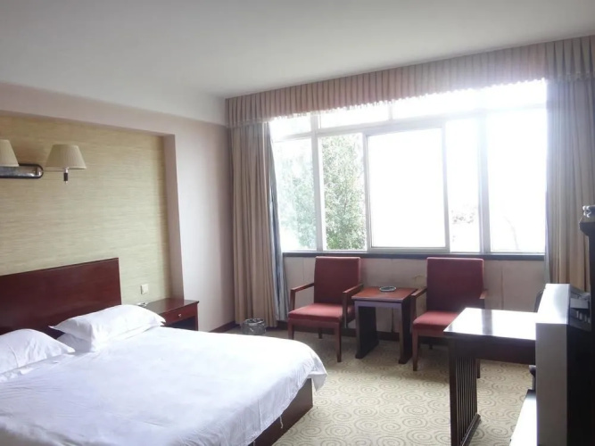Suzhou Yongle Holiday Hotel