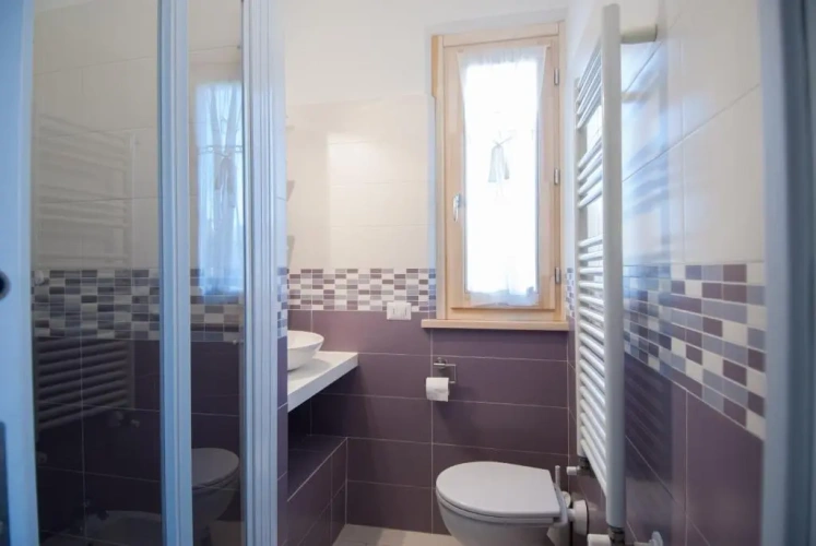 2 Bedrooms Cottage