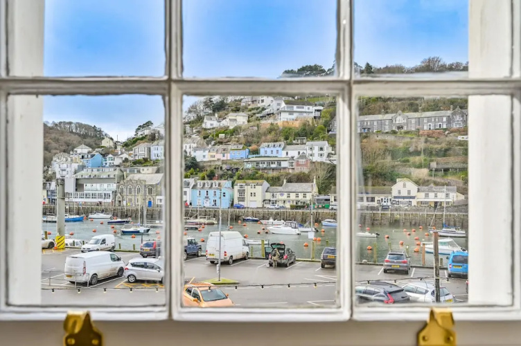 3bed Apartment Sleeps 5- Parking, Wifi, Near Beach