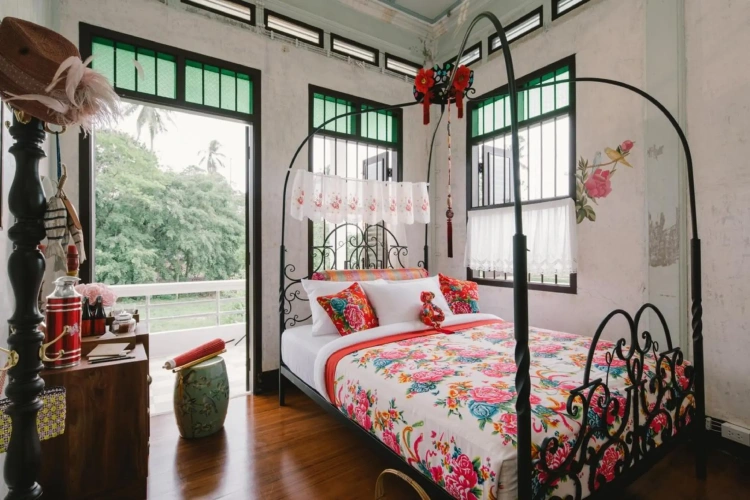 Standard Double room with view