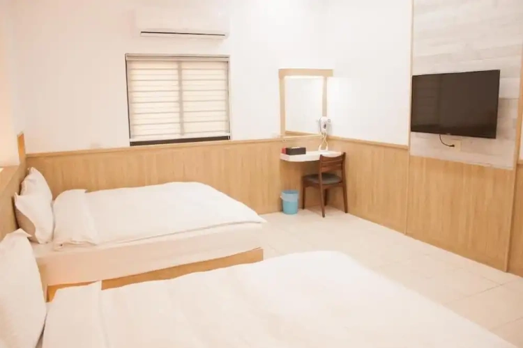 4 Bedrooms Grand room