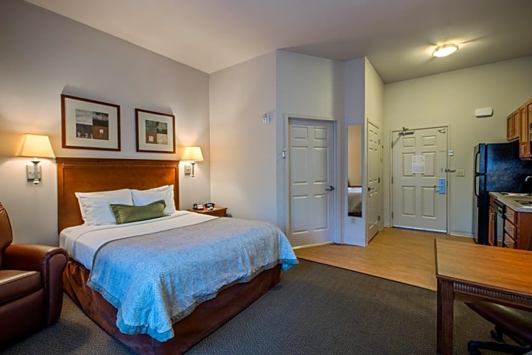 Deluxe Double Suite