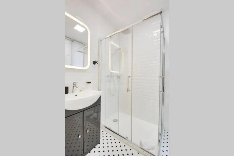 Luxueux Duplex 6 - 8pers - Full Equipped - République