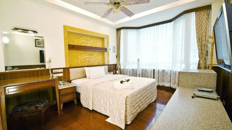 Hooja hotel