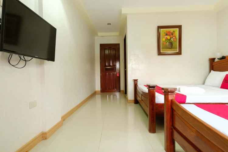 RedDoorz @ PEO Road Palawan