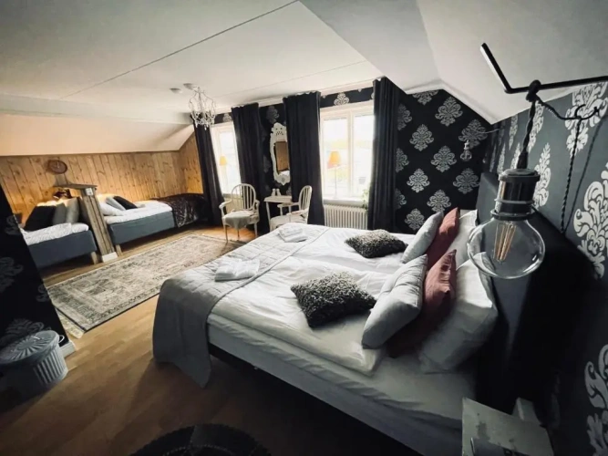 Deluxe Family room
