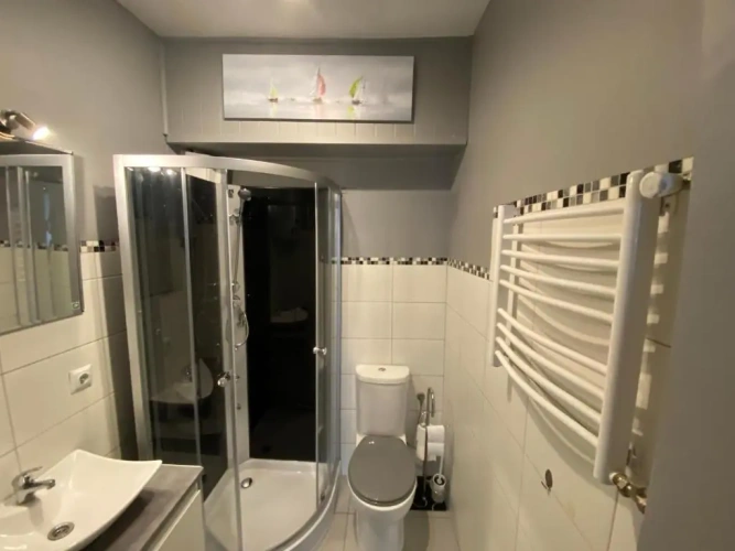 1 Bedroom Apartment