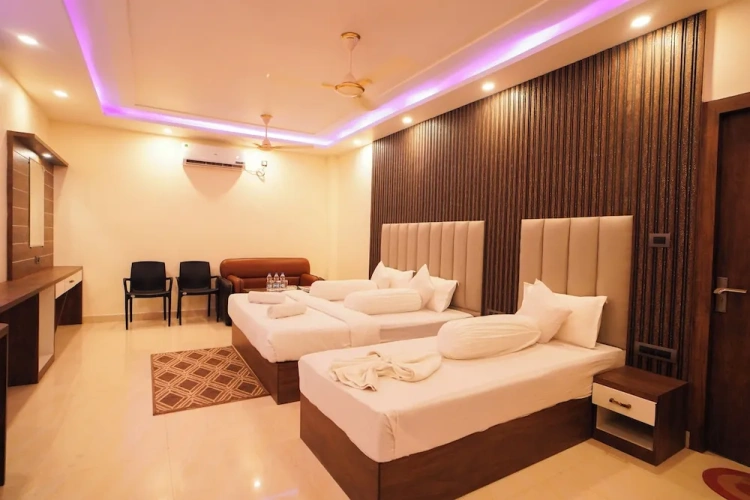 Premium Triple room