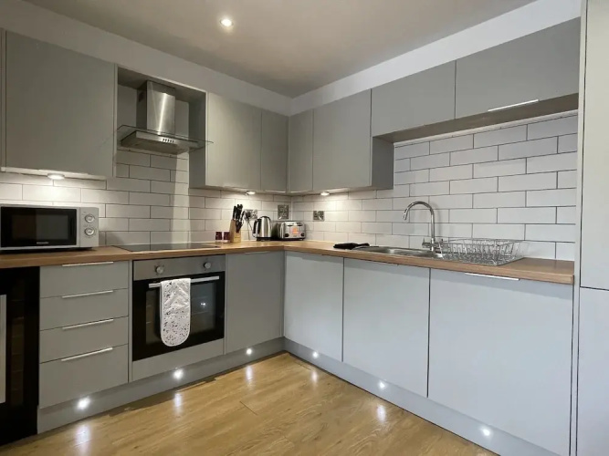 Modern & Comfortable 2BR Apartment