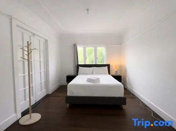 Business Cottage