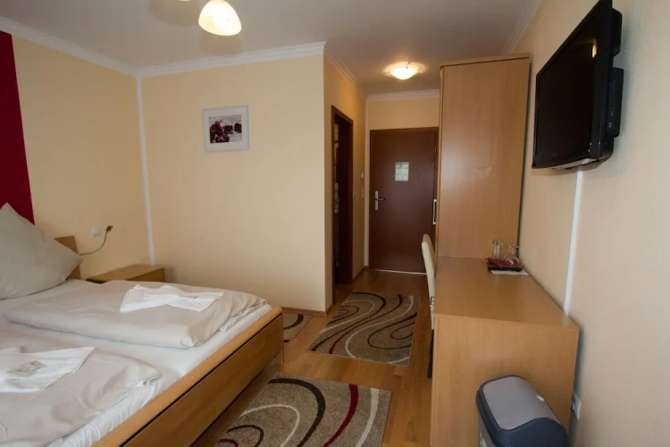 Standard Single room with balcony